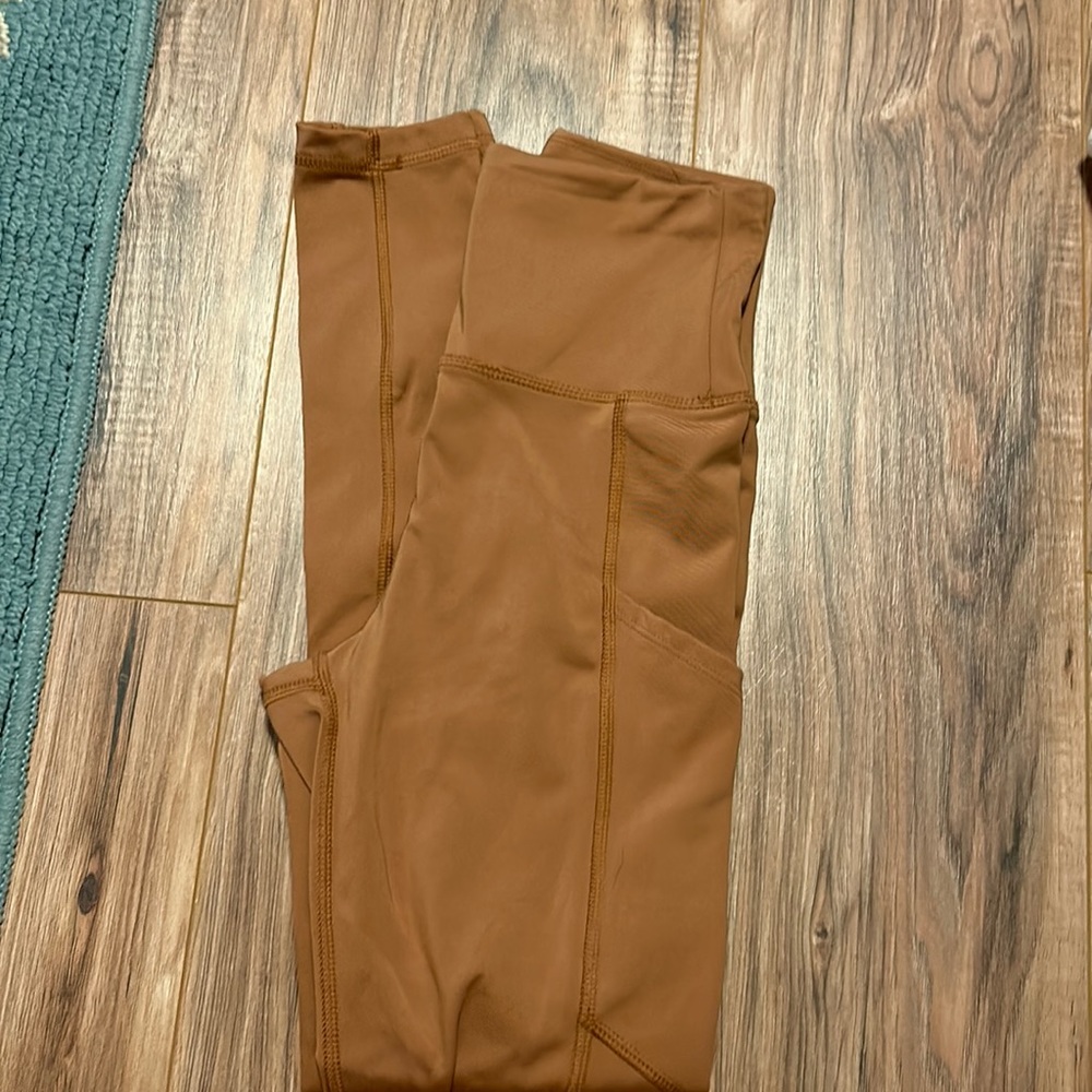 women’s leggings